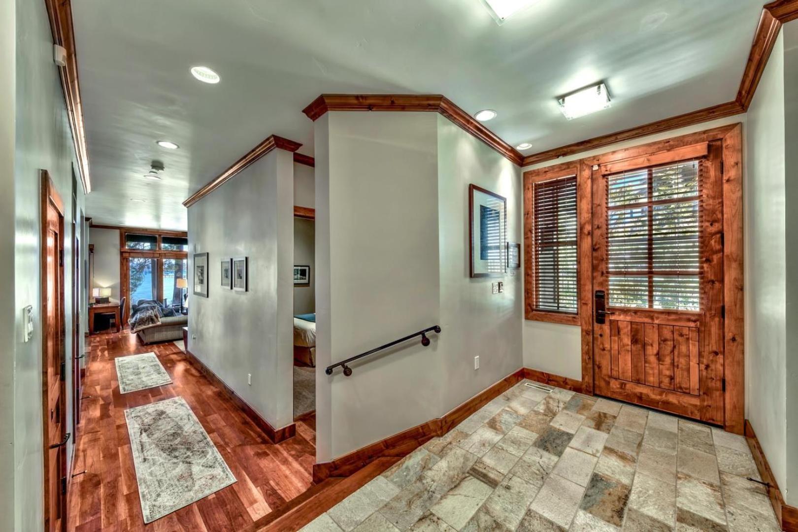 The Peak Tallac 15 - The Ultimate In Lakefront Luxury Apartment South Lake Tahoe