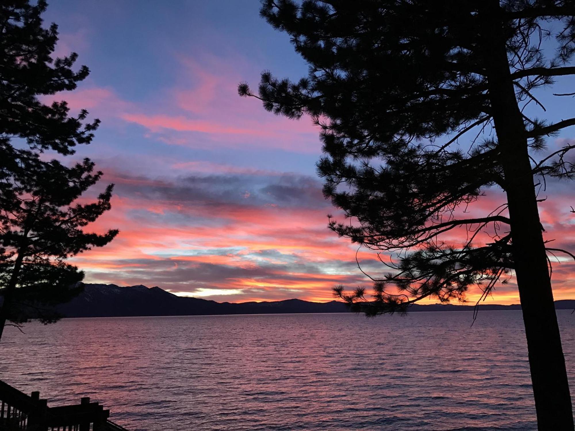 The Peak Tallac 15 - The Ultimate In Lakefront Luxury Apartment South Lake Tahoe