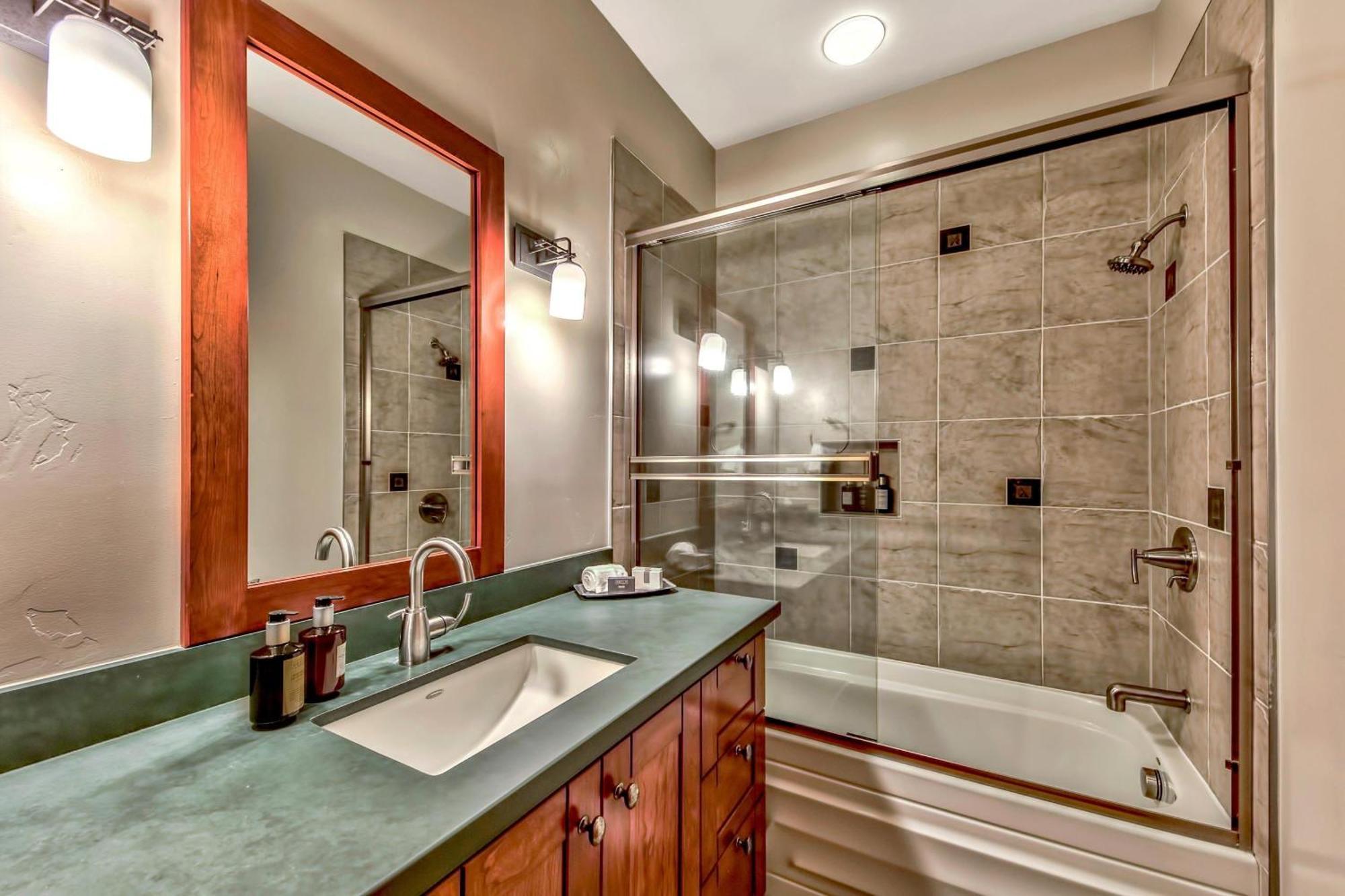 The Peak Tallac 15 - The Ultimate In Lakefront Luxury